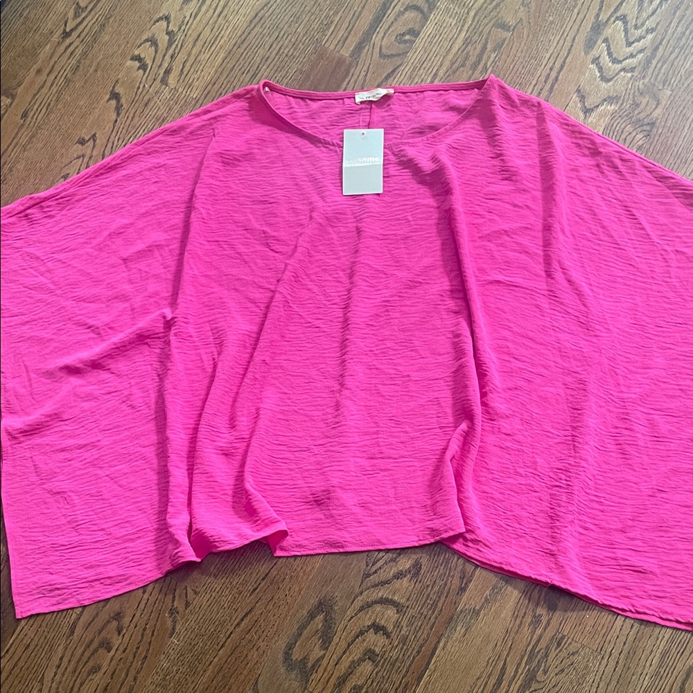 ee:some Vibrant hot Pink Women's flowy bat wing Top sz medium nwt